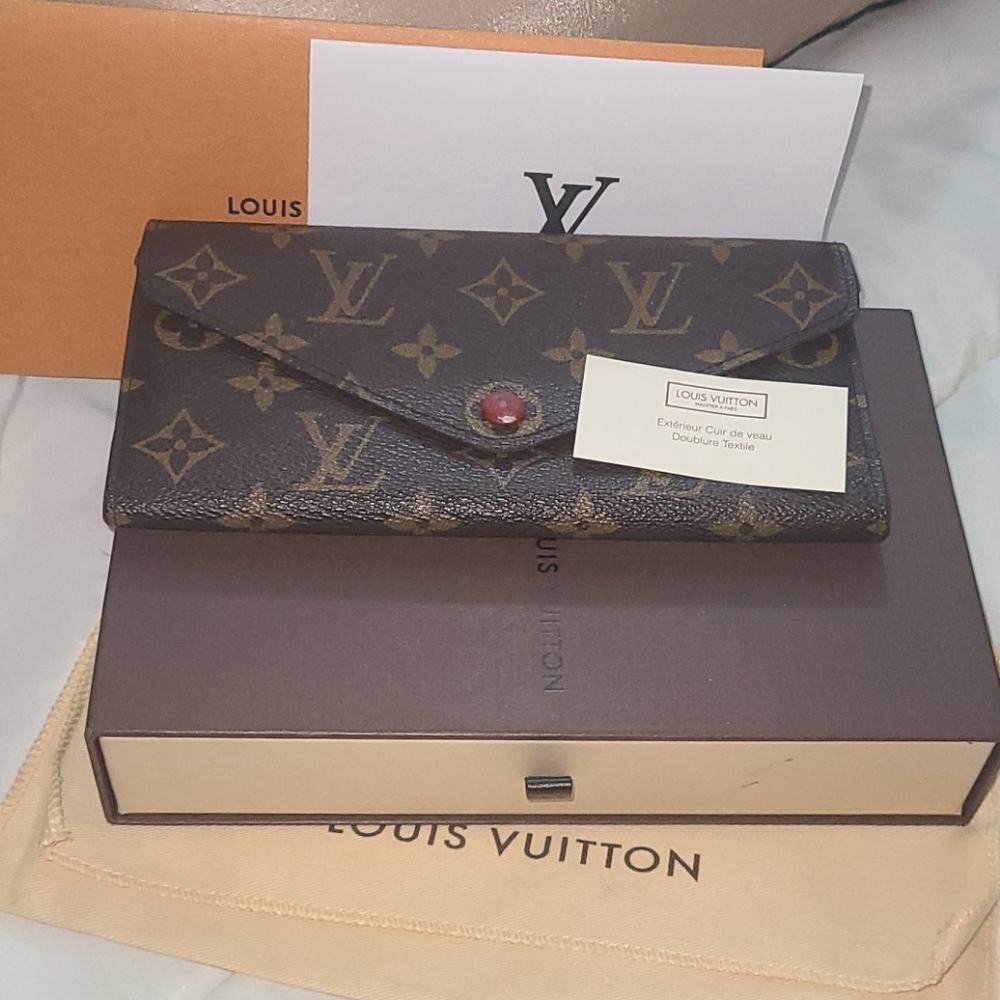 Authentic Louis Vuitton Josephine Wallet
